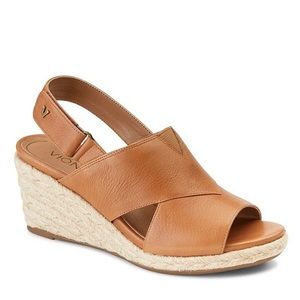 Vionic Espadrille Sandals NWOT
